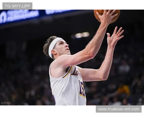 里夫斯神奇逆转湖人新核心崛起