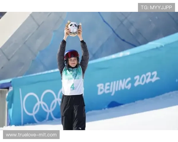 女子大跳台预赛谷爱凌刘梦婷登场